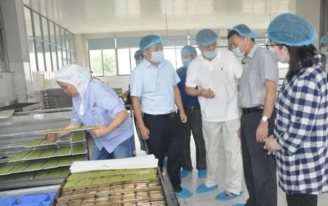 崇陽麻花入選軍運會運動員專用食品！全省僅4個！